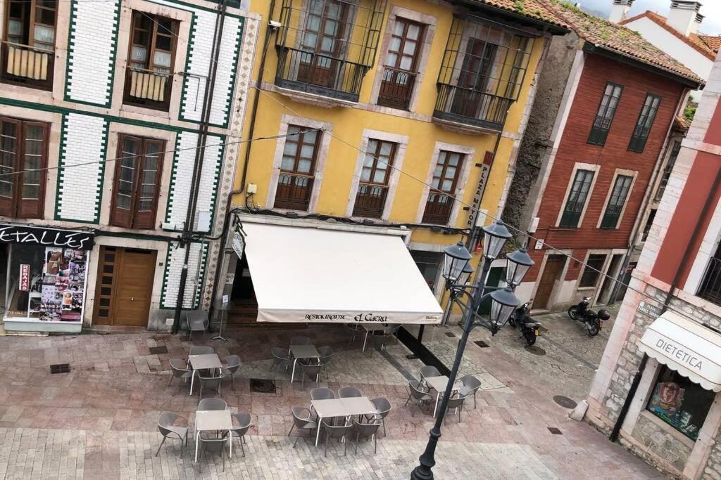 Apartamentosarturo Llanes Laplaza Atico Centrico Luaran gambar