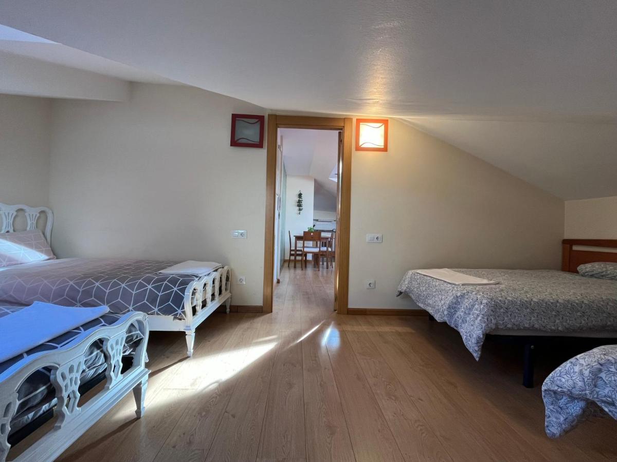 Apartamentosarturo Llanes Laplaza Atico Centrico Luaran gambar